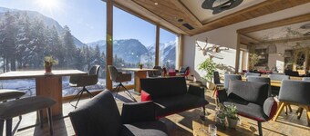 Alpine Chalet Retreat in Rossberg