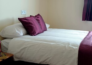 3 bedrooms, free WiFi - Ocean Breeze Villa 3 (Pets Welcome) (Woolacombe)