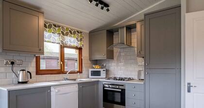 4 bedroom accommodation in Carnforth