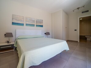 3 soverom, wi-fi (inkludert) og sengetøy