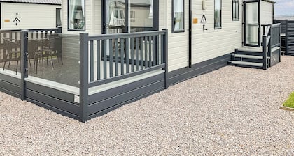 Homely and stylish holiday home featuring your own private hot tub.