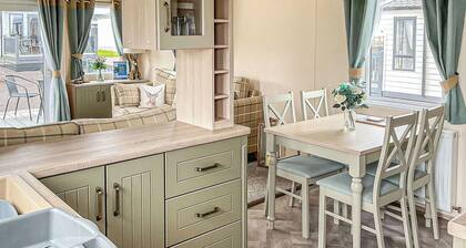 Homely and stylish holiday home featuring your own private hot tub.
