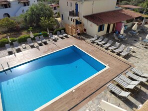 Outdoor pool - Hotel for private use (spetses)