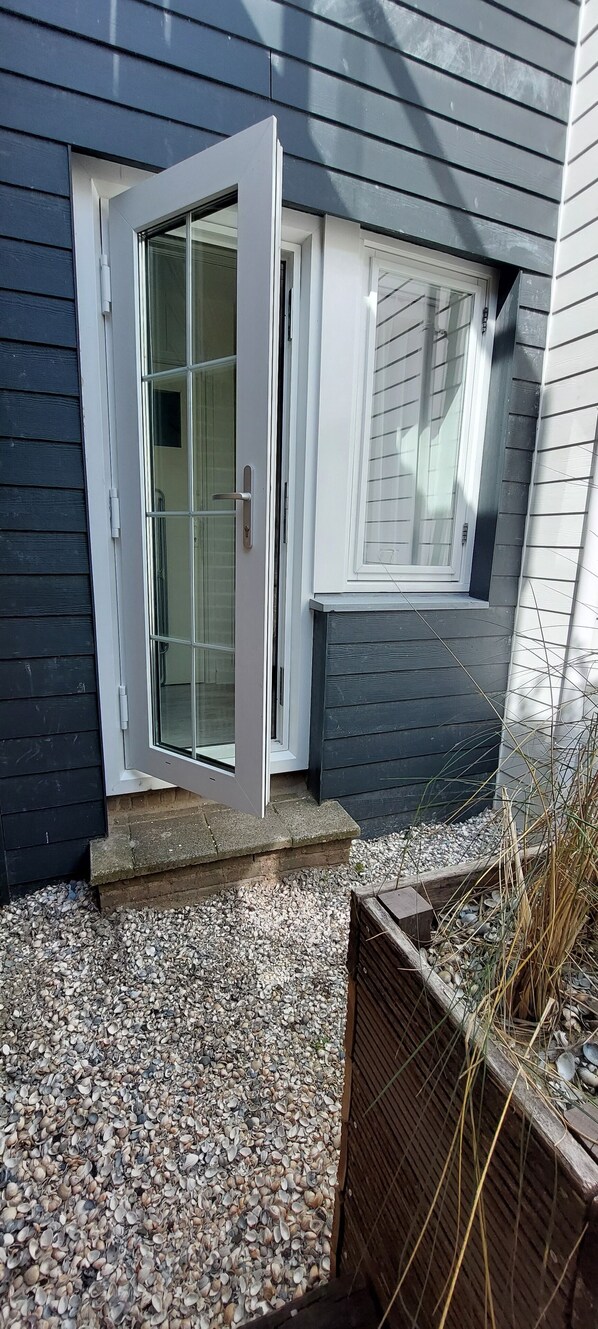 Exterior detail - Top location! Next to lighthouse, beach 50m FLOW (Egmond aan Zee)