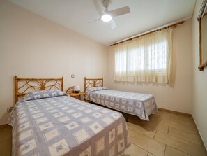 2 bedrooms, free WiFi, bed sheets