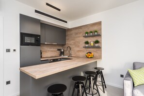 Luxury Villa, 3 Bedrooms, Private Pool, Sea View | Private kitchen - Luxury villas Joy (Novalja)