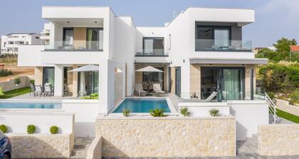Luxury villas Joy