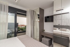 Luxury Villa, 3 Bedrooms, Private Pool, Courtyard View