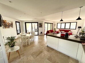 Interior - Magnifique T5 idéal 6p avec clim parking terrasse (Sanary-sur-Mer)