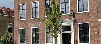 Canal house ground floor in historic center Gouda