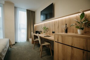 Ropa de cama de alta calidad, colchones Select Comfort y minibar 