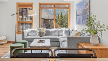 TV connectée, cheminée