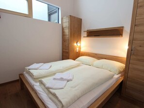 3 bedrooms, WiFi
