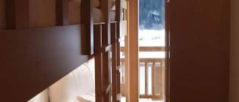 4 habitaciones y wifi