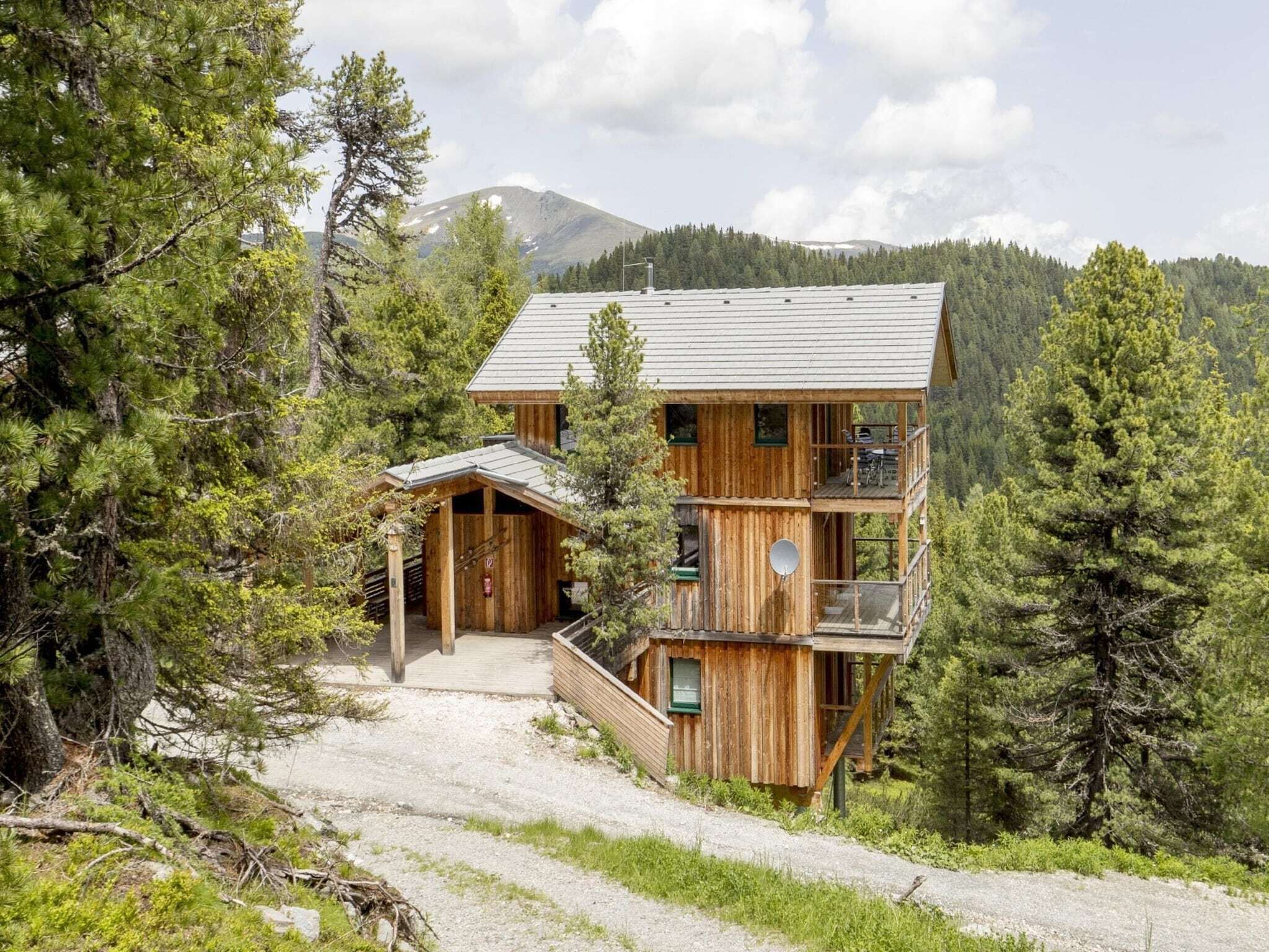 Außenseite Ferienhaus [Sommer]