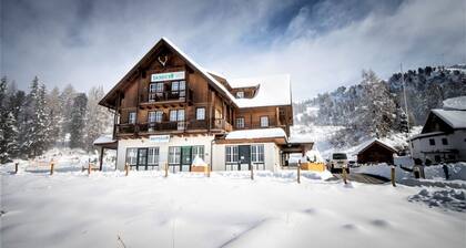 Studio apartment on Turracherhöhe near lake