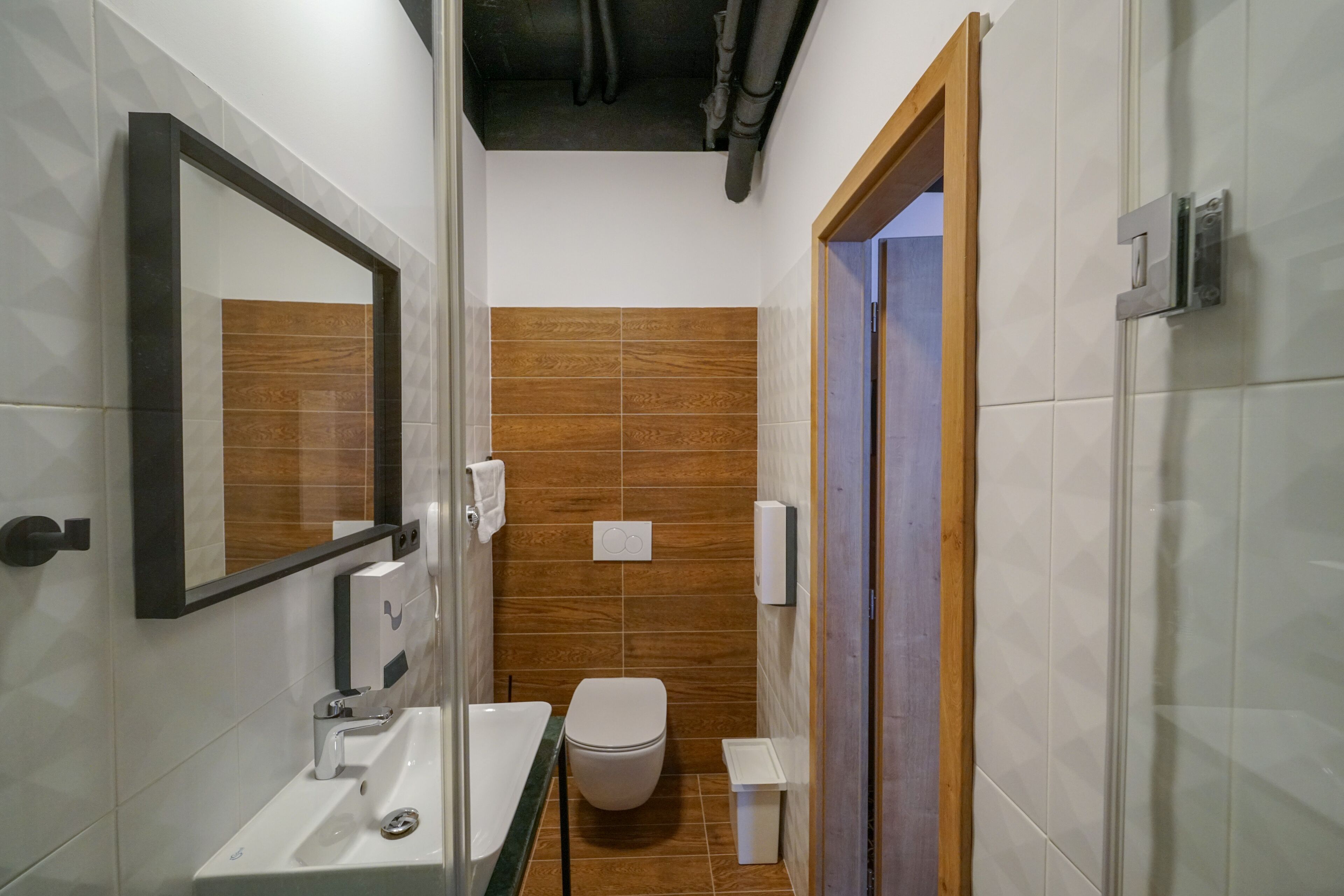 Photo - CHORS like a hotel - Capsule & NFT Boutique Hostel Bratislava - City Center