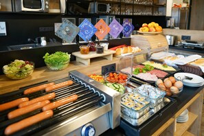 Daily buffet breakfast (EUR 8.90 per person)