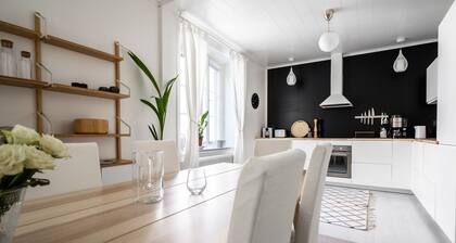 Luminous 1br next to Puu-Vallilla