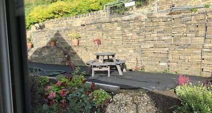 Heather Bank Cottage, Halifax. Yorkshire. <br>HX2 7DD