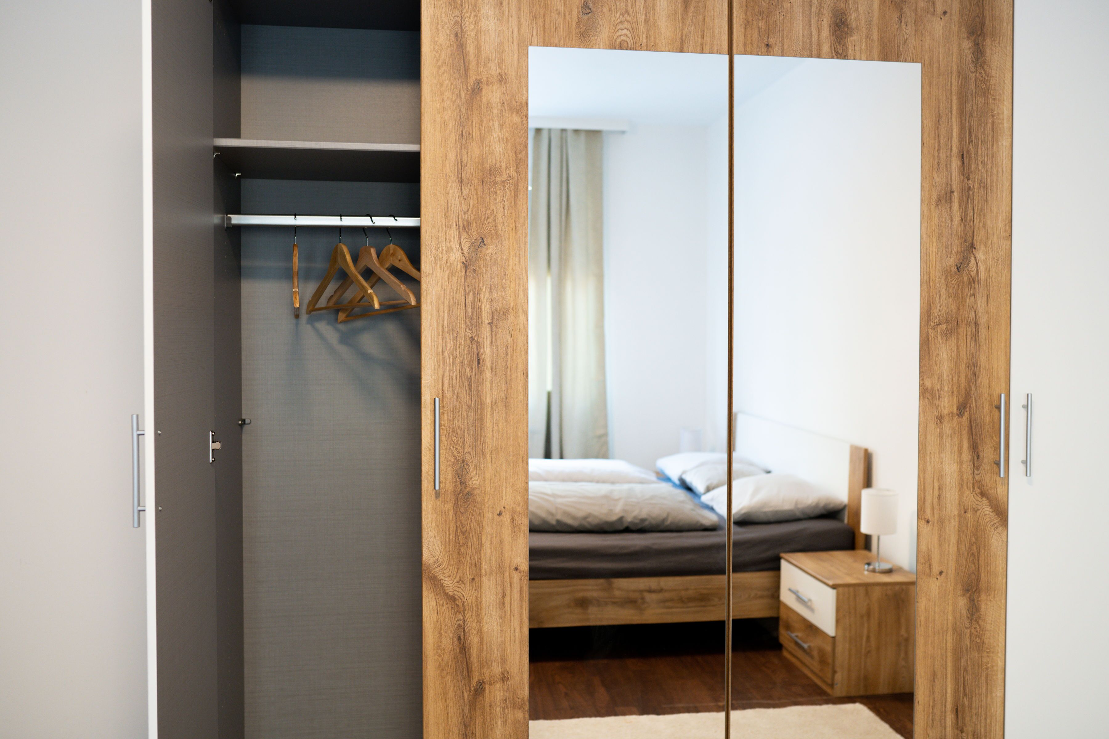 2 bedrooms, desk, iron/ironing board, free WiFi