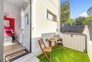 1 chambre, bureau, fer et planche à repasser, Wi-Fi gratuit