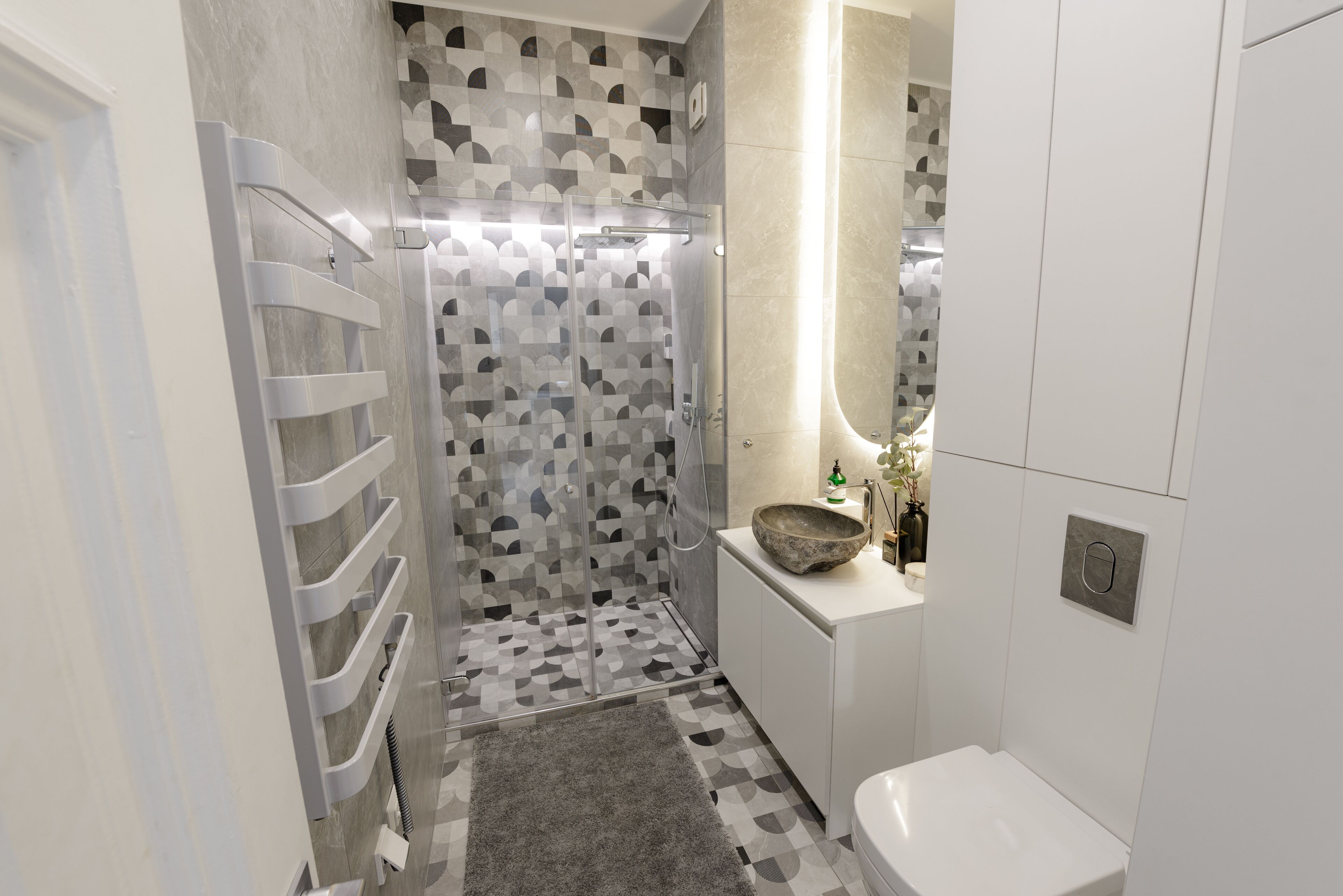 Articles de toilette gratuits, sèche-cheveux, chaussons