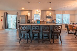 Fridge, microwave, oven, stovetop - Pocono Getaway with Hot Tub, Games & Fire-pit (Tobyhanna)