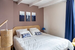 2 chambres, fer et planche à repasser, accès au Wi-Fi (inclus)