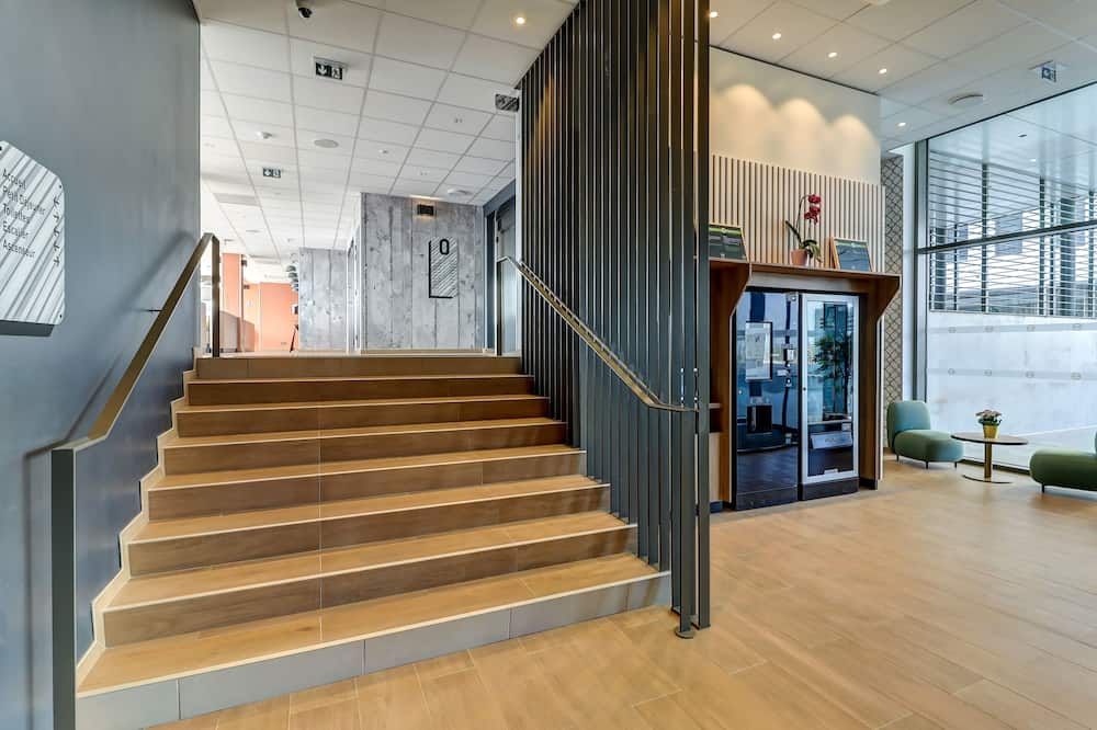 B&B HOTEL Dijon Valmy Toison d'Or