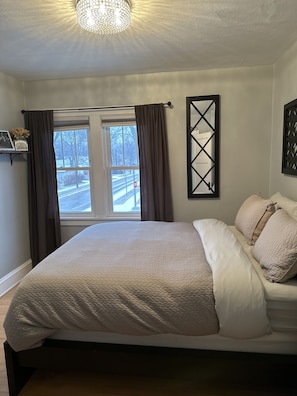 3 多间卧室、免费 WiFi、床单