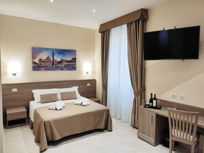 Family Quadruple Room - Luxury Suites - Stay Inn Rome Experience (Rome)
