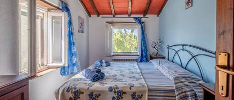 2 chambres, accĂšs au Wi-Fi (inclus), literie fournie