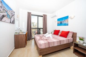 Apartamento estándar, 1 habitación | 1 dormitorio, escritorio, espacio para trabajar con un portátil