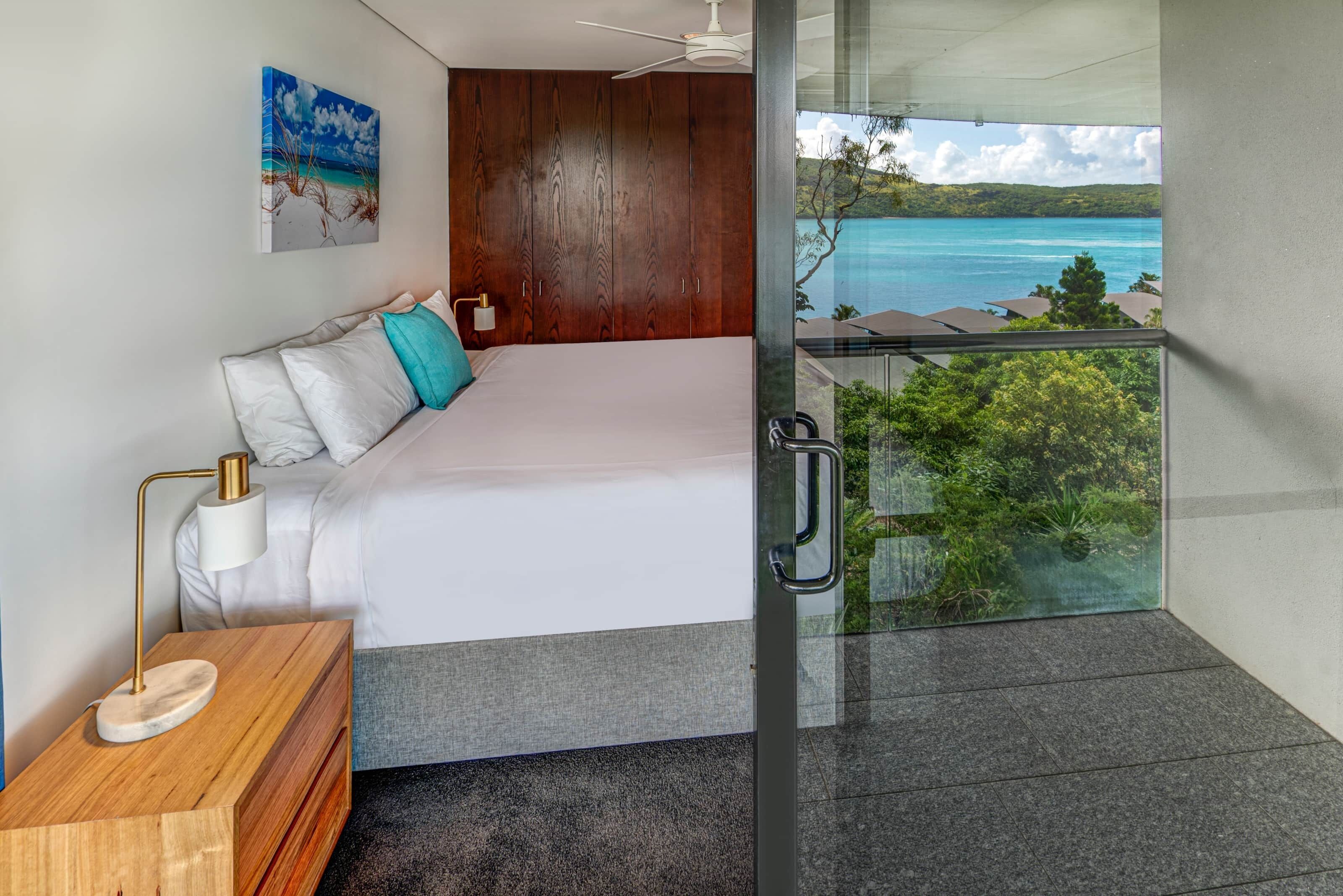 4 chambres, fer et planche à repasser, Wi-Fi, draps fournis