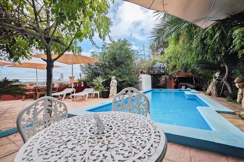 Apartment 'Navila Numero 2' with Shared Pool, Wi-Fi and Air Conditioning