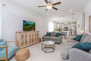 Smart-TV og DVD-spiller