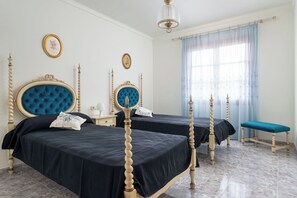 2 bedrooms, WiFi, bed sheets - Spectacular Villa with Private Pool in Binissalem! (Binissalem)