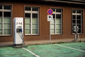 Free self parking