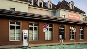 Free self parking
