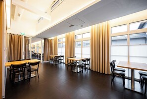 Selvbetjent frokost hver dag (EUR 5 per person)