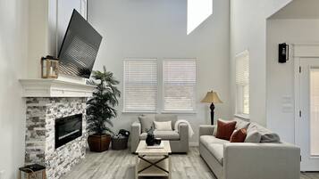 Smart TV, fireplace, video games