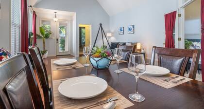 Beautiful Mud Island Home - Minutes From Downtown!