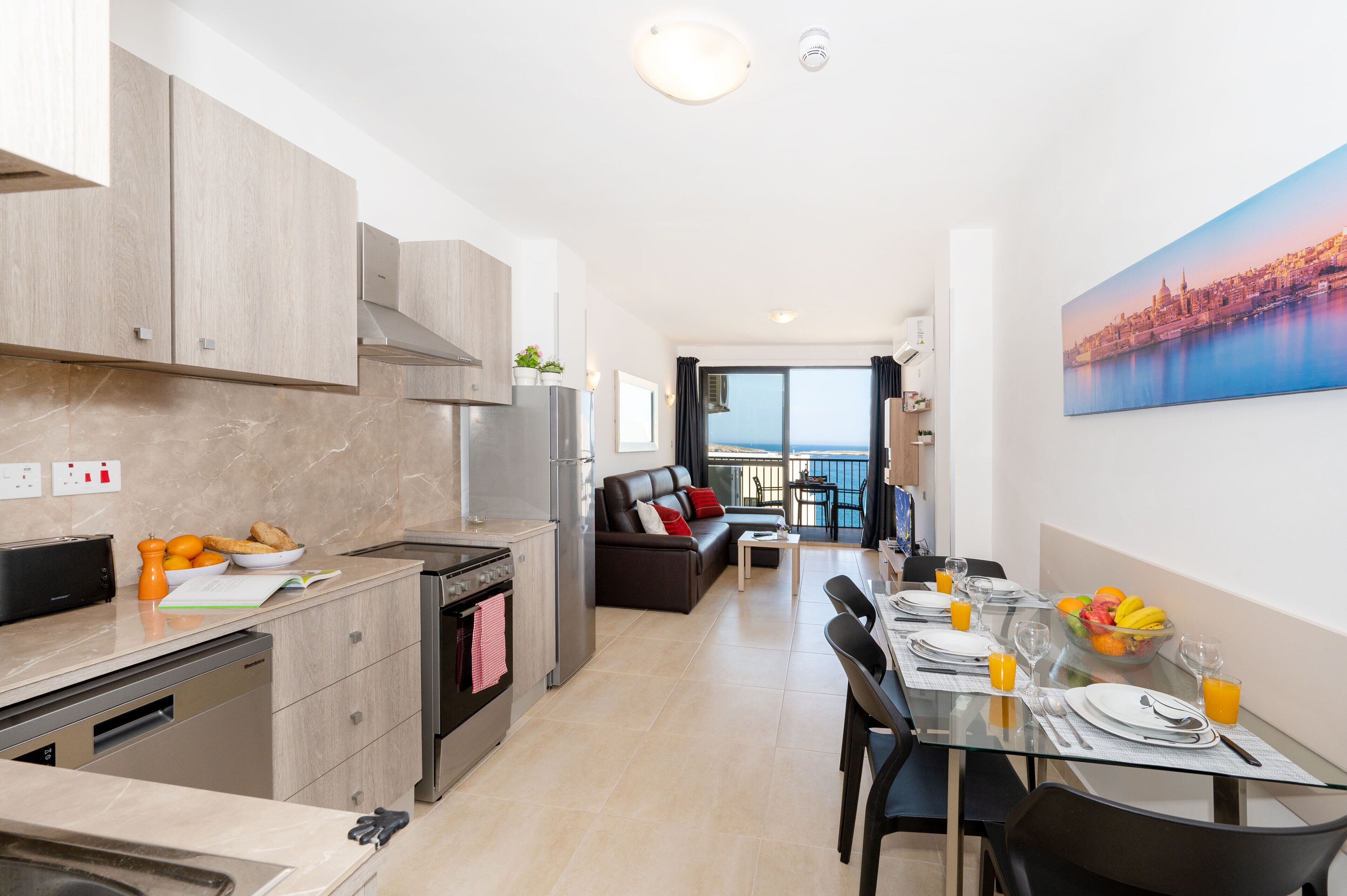 标准公寓, 1 间卧室, 部分海洋景观 | 起居区 | 43-英寸液晶电视 （配备卫星频道）、电视