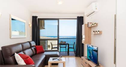 Sea Bliss Penthouse with two terraces enjoying side seaviews by Gatewaysmalta