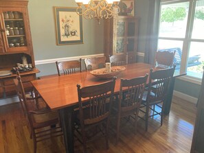 Dining - Countryside Retreat Near Athens & UGA (Hull)