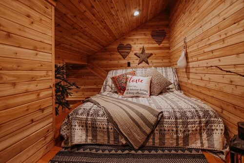 Nest · Treehouse on the Water -Eagles Nest-20 ft high