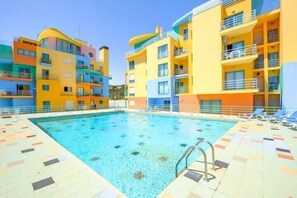 Pool - Apartment Sky Vista - Beautiful Marina Views (Albufeira)