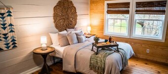 Book Now-Gvl-20 Min -TR-8 Min -Mtn Vws-19 Ac.-Farm