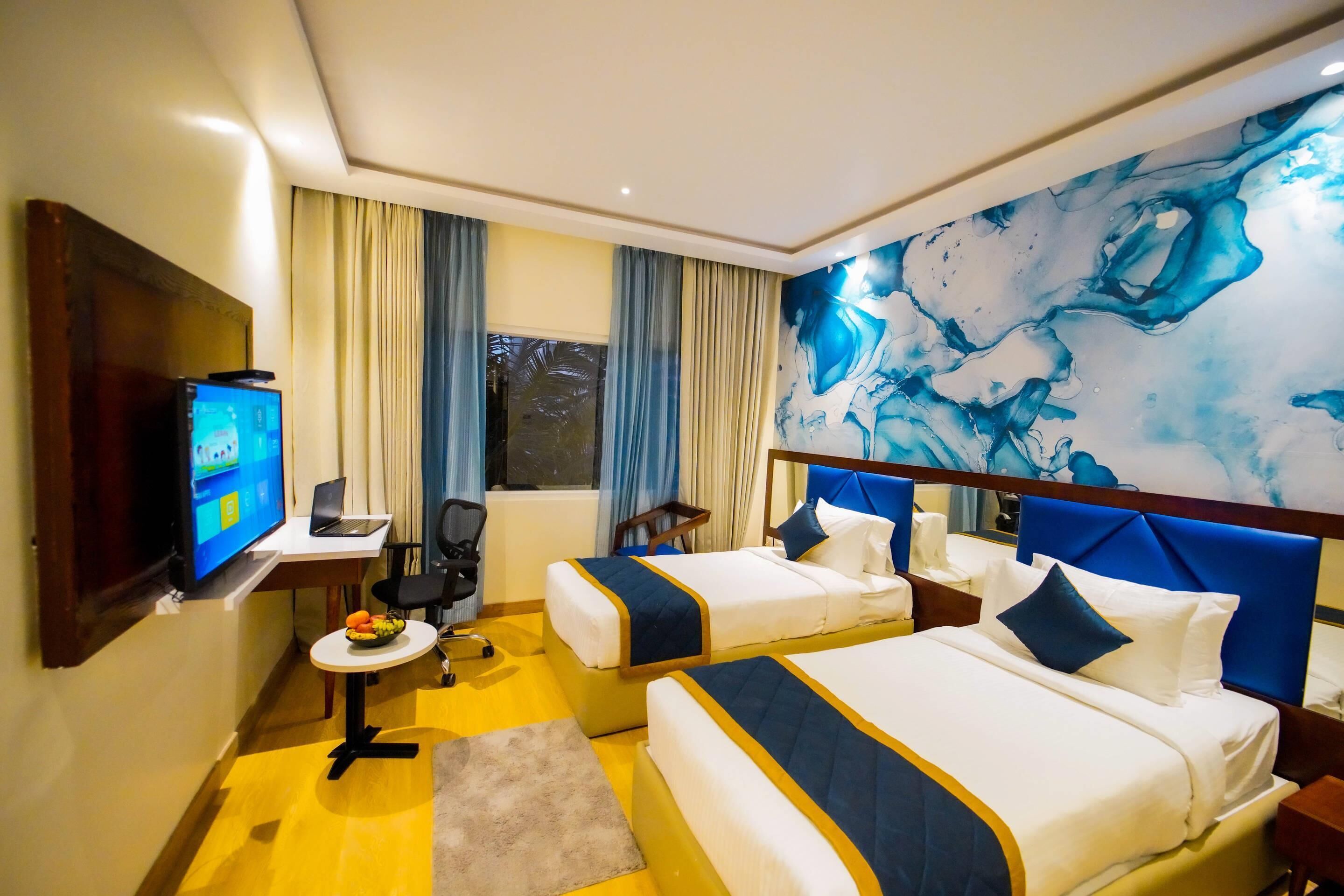 Room, 2 Single Beds, Non Smoking (Efficiency) | Premium bedding, memory-foam beds, minibar, in-room safe